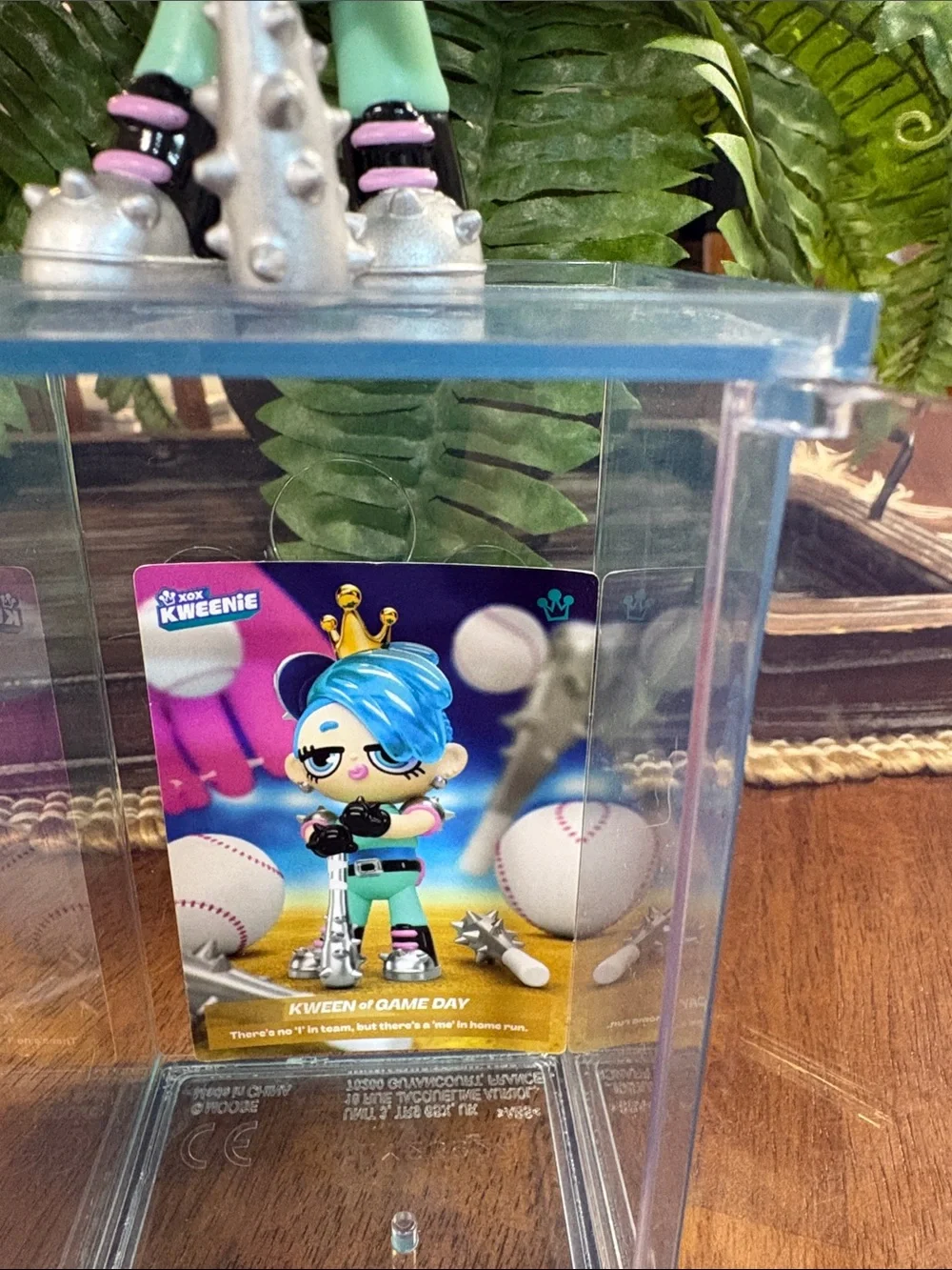 Xox kweenie collectible surprise